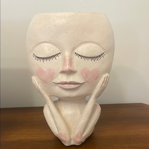 Charming Cream and Pink Face Planter - Picture 1 of 1